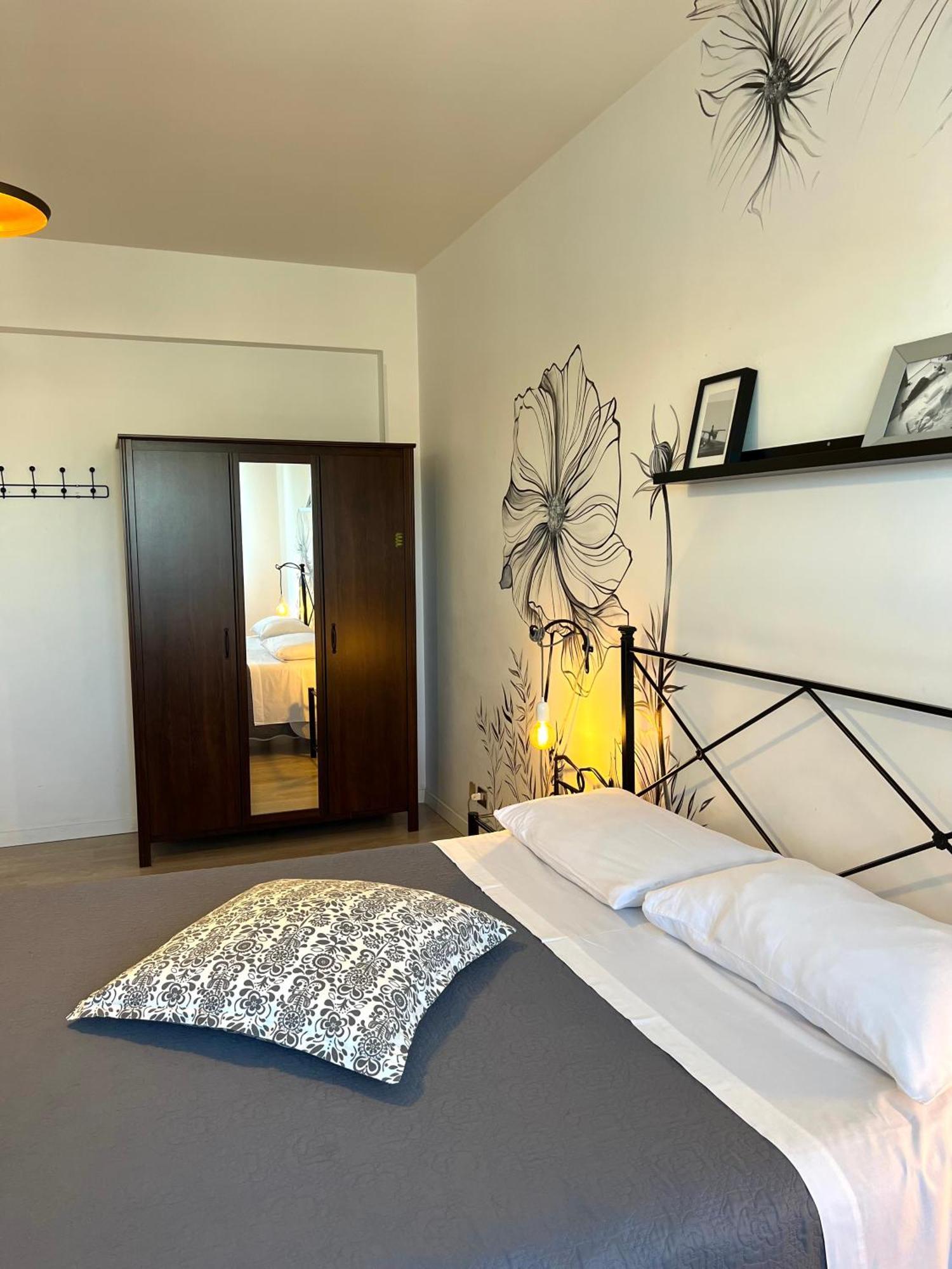 Eufonia Vinyl Friendly Apartment 로마 외부 사진